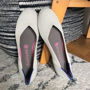 Linen Rothys - 7.5 flat - NWT